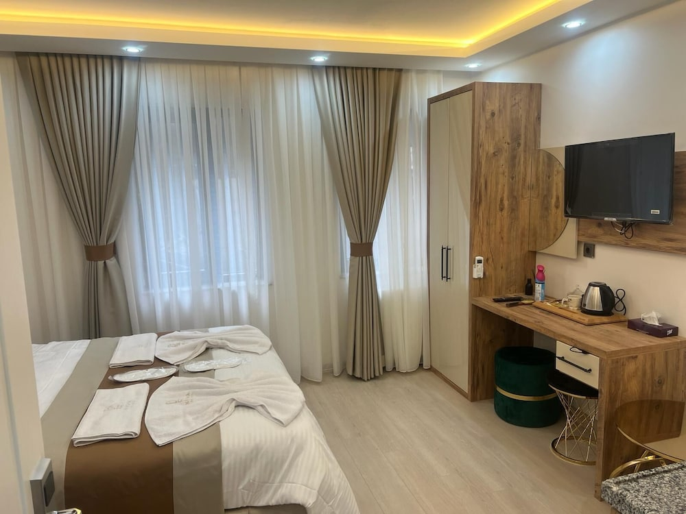 Ninova Boutique Hotel
