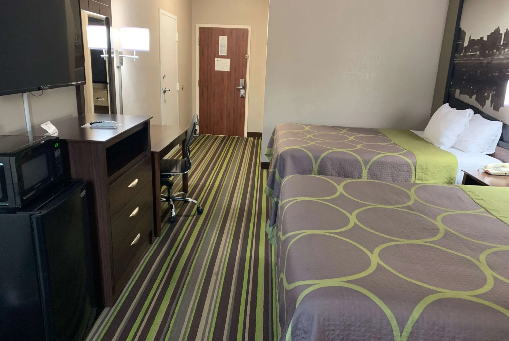 Super 8 by Wyndham Hernando
