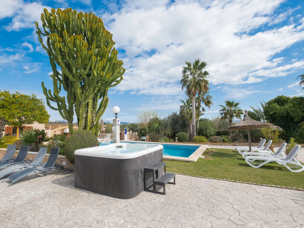 Holiday Home Ca Na Guerrera by Interhome