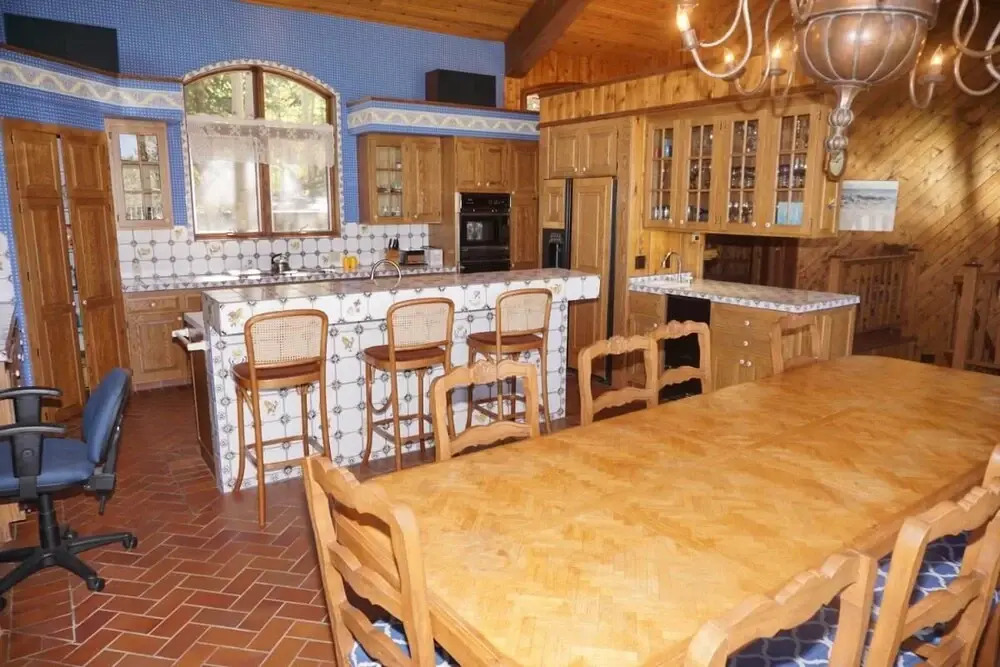 Large Family  On Adams Avenue - Ski In/out 5 Bedroom Home by RedAwning