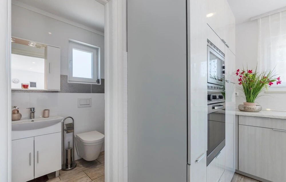 Awesome Home in Peroj With Wifi and 2 Bedrooms