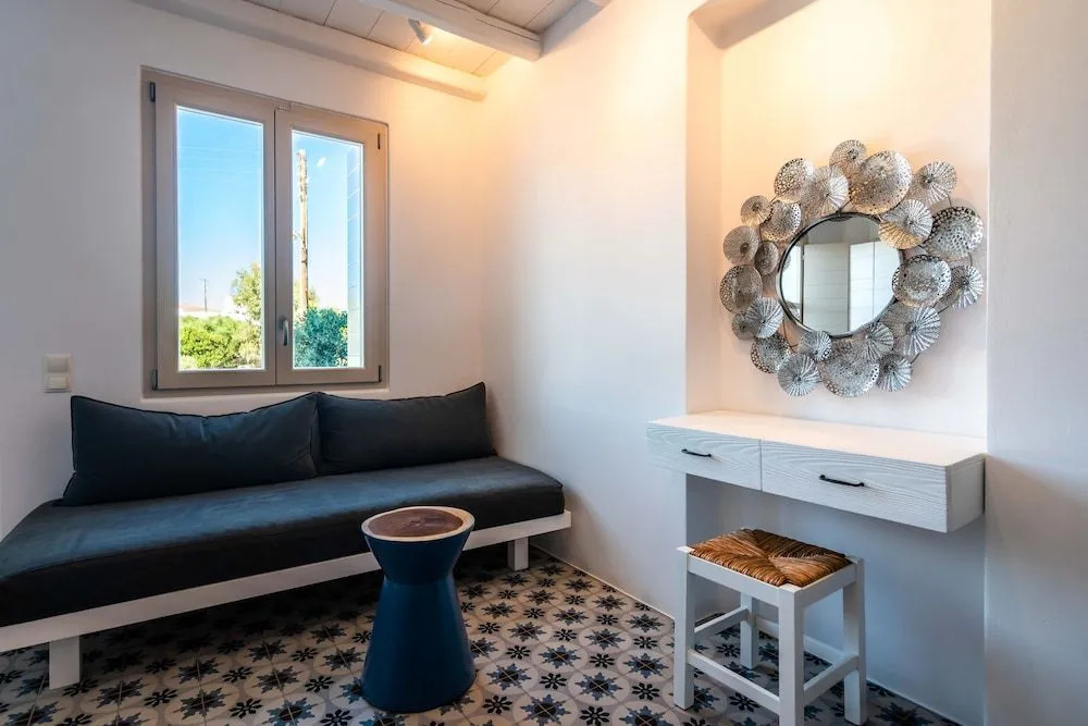 Milia Gi Suites