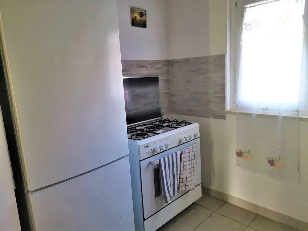 Tranquil Holiday Home in Roma with Garden near Ostia Antica
