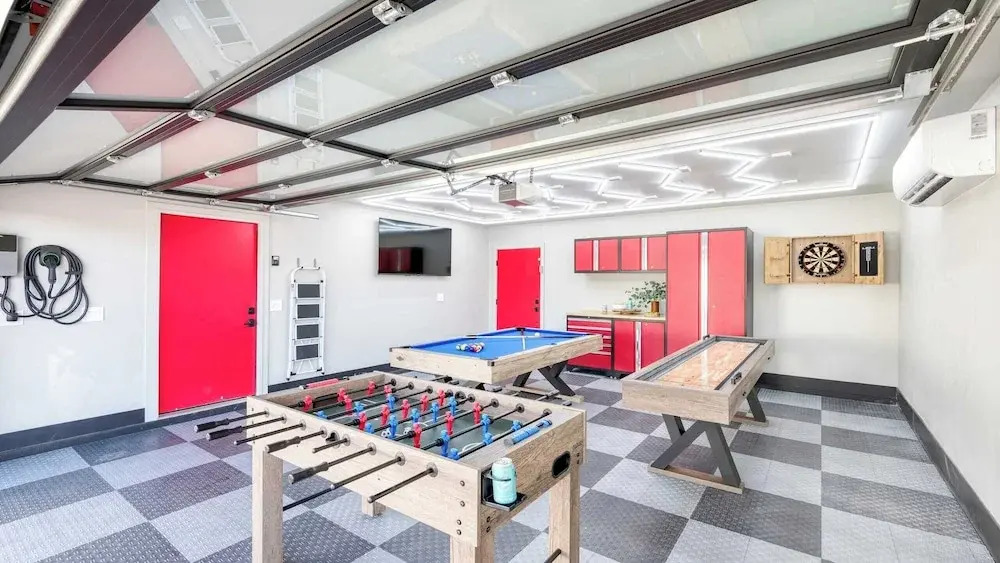 Element by Avantstay Pool, Firepit, Game Room