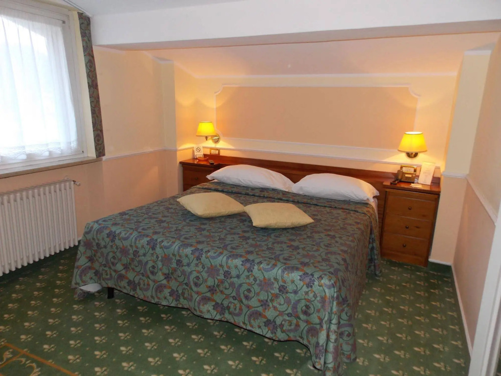 Hotel Elena