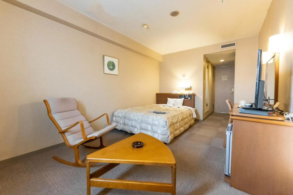 Tendo Central Hotel