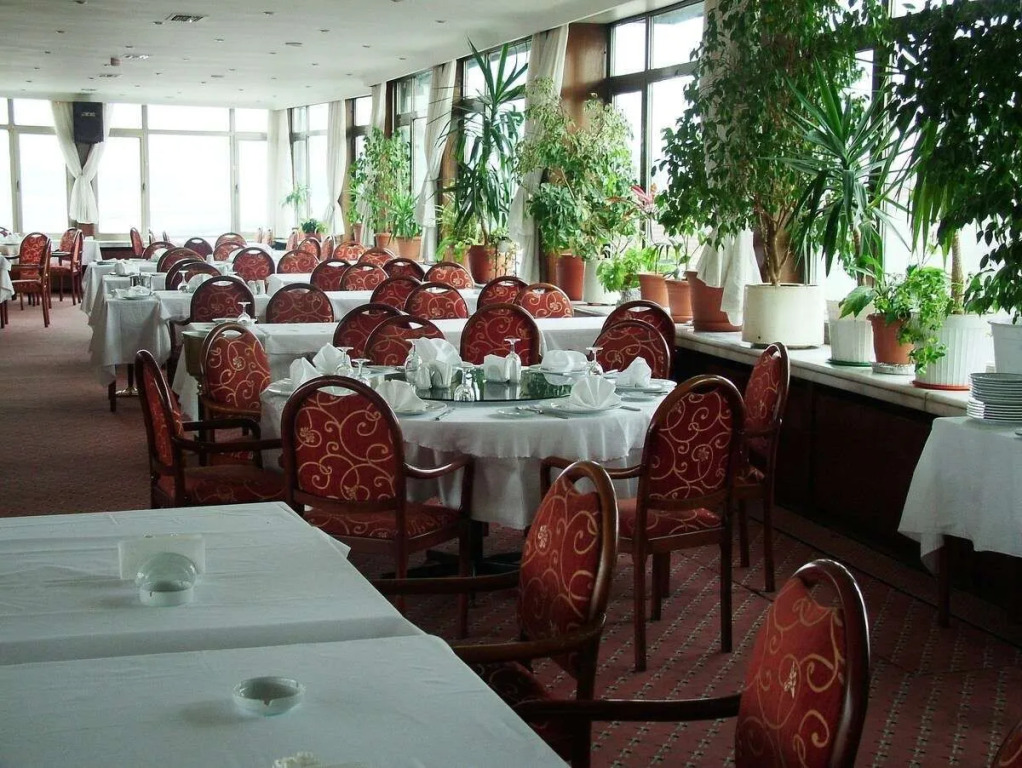 Aden Hotel