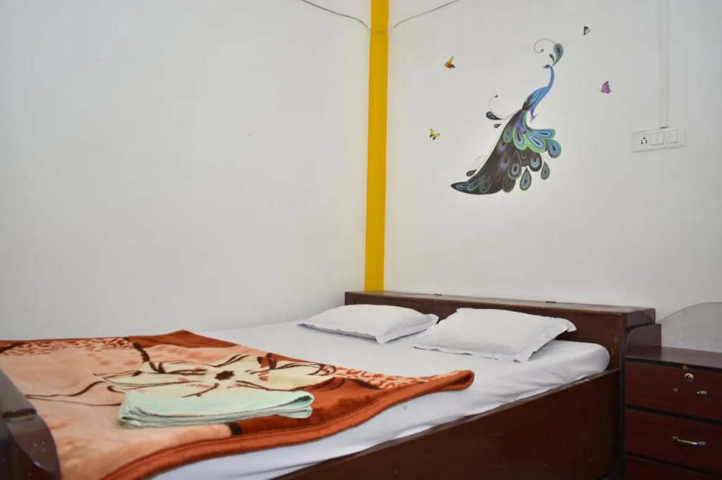 Binay chapa homestay in jaldapara