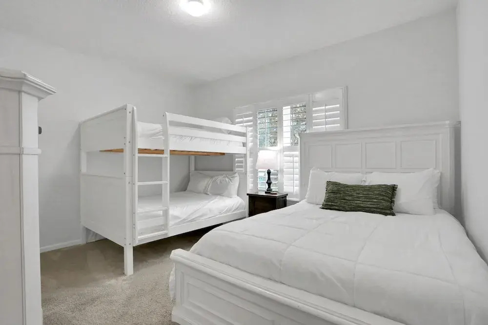 New Dog-friendly Home Near Vilano Beach With Private hot Tub, Grill, W/d, & AC