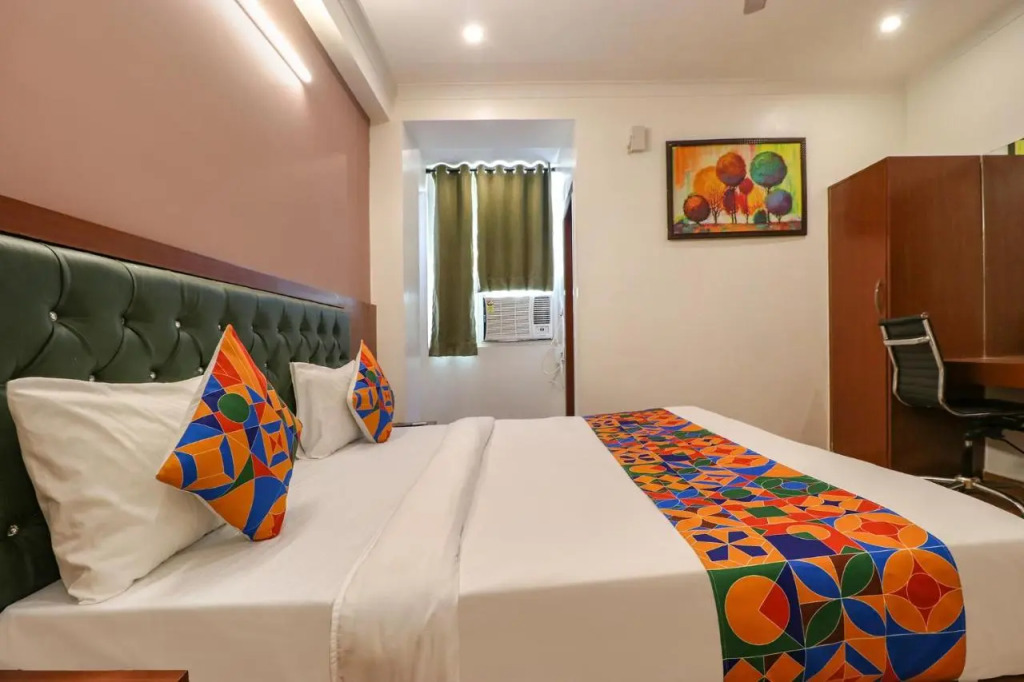 FabHotel Lime Tree - Nr Yashobhoomi Convention Centre