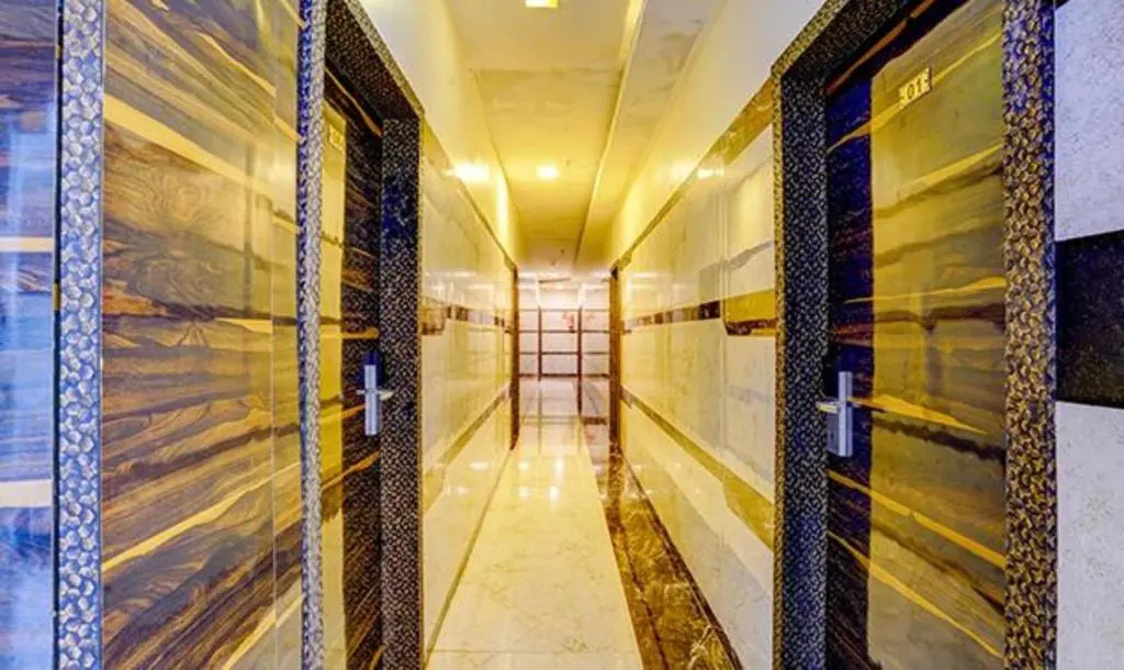 Capital O 62560 Hotel Zaid International