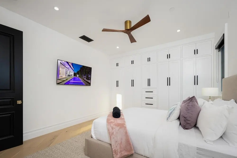Gardner Modern