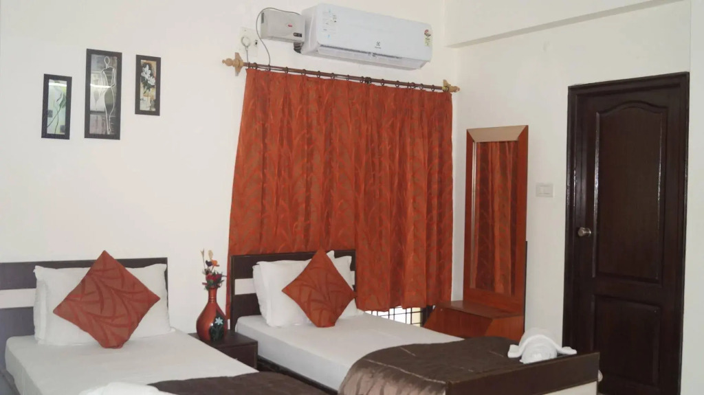 Hotel NirmalVilla Cherry Service Apartment