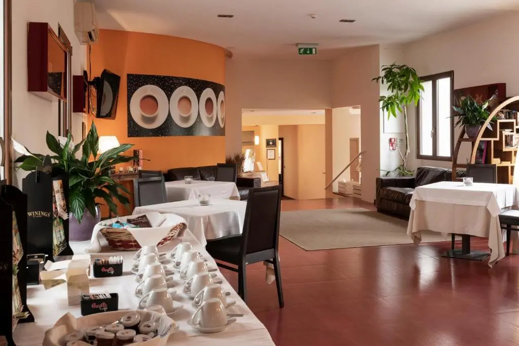 Club Azzurro Hotel & Resort