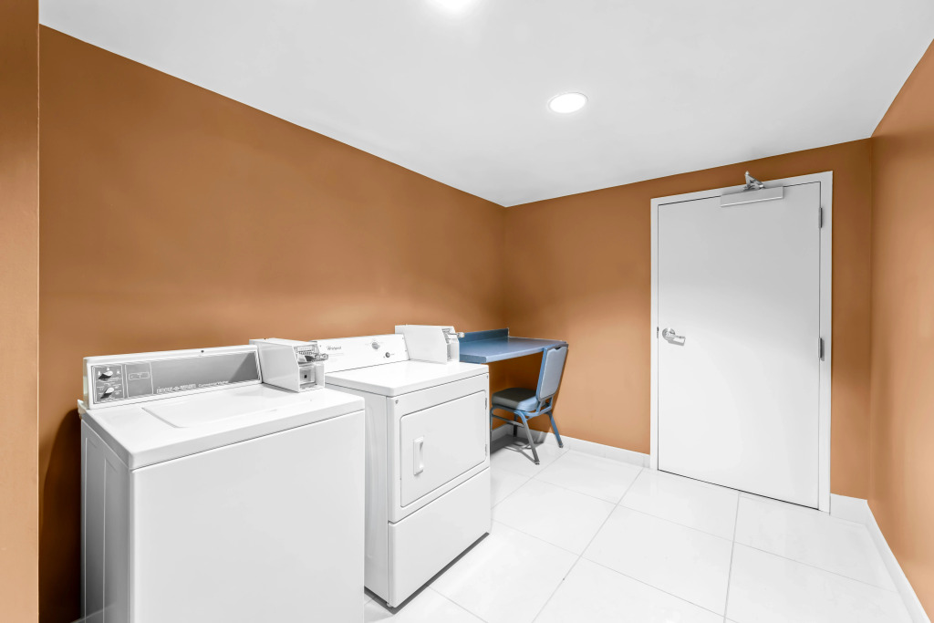 Hampton Inn & Suites Charlotte-Airport