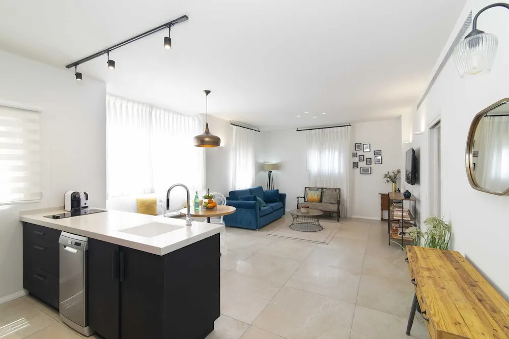 TLV Center by TLV2RENT