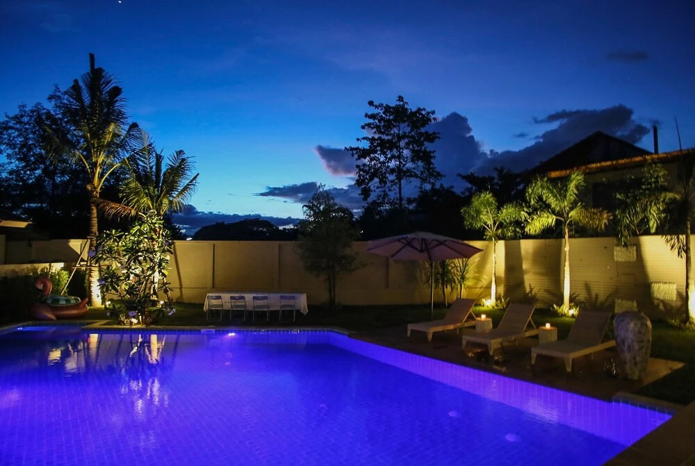 Moin 1617 Poolside Villa