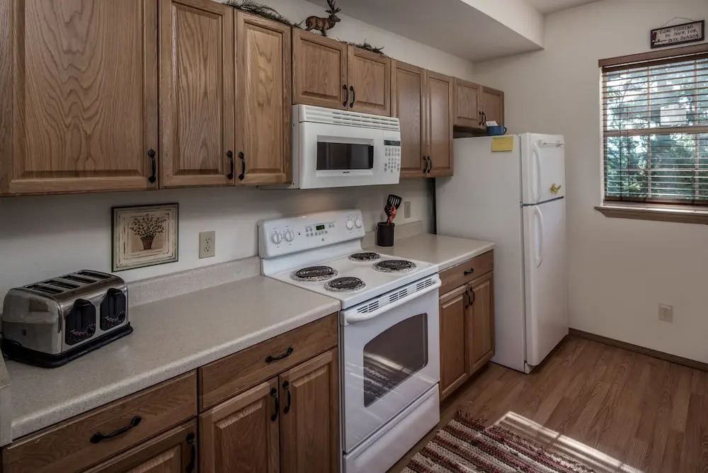 Aviator - Three Bedroom Cabin