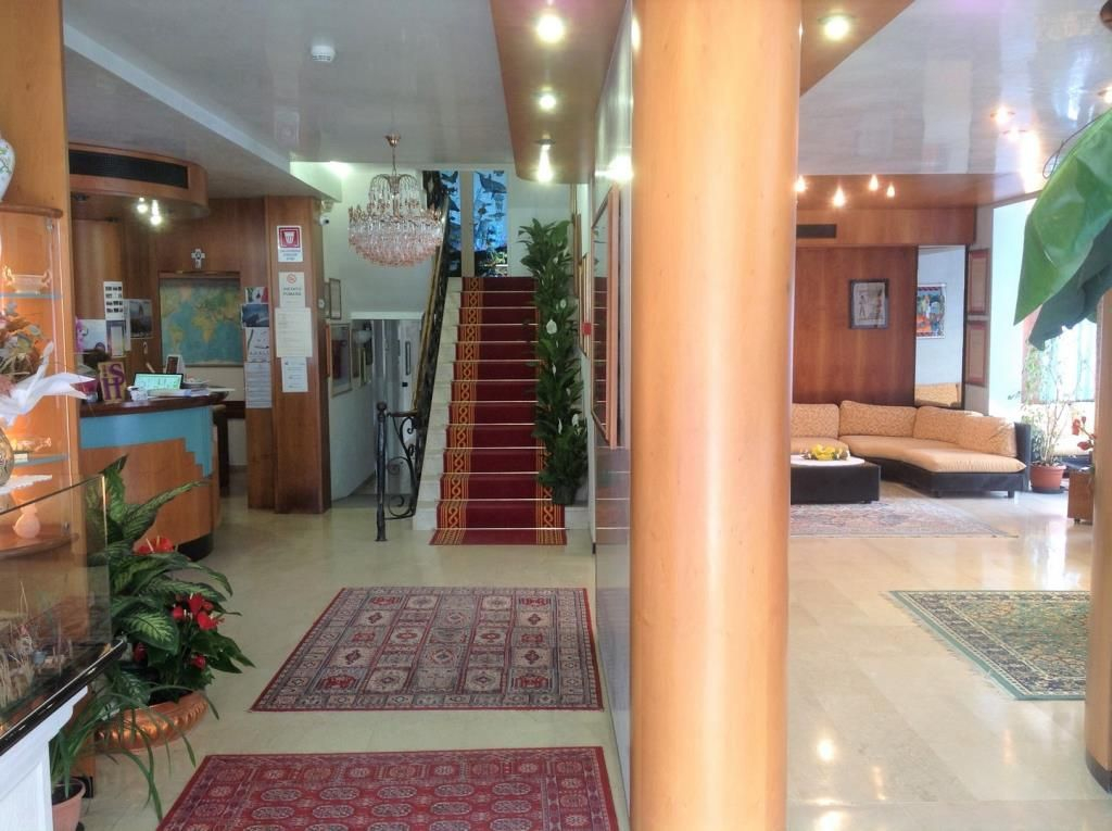 Hotel Sara