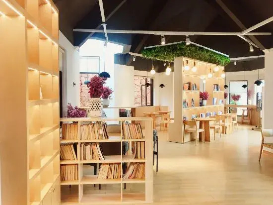 eStay Residence (Fuxian Lake International Tourist Resort store)