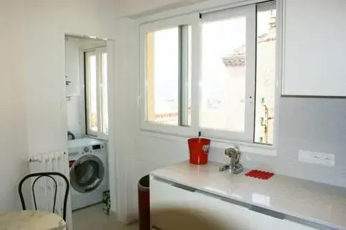 SUQ3 - 3 Pièces vue mer