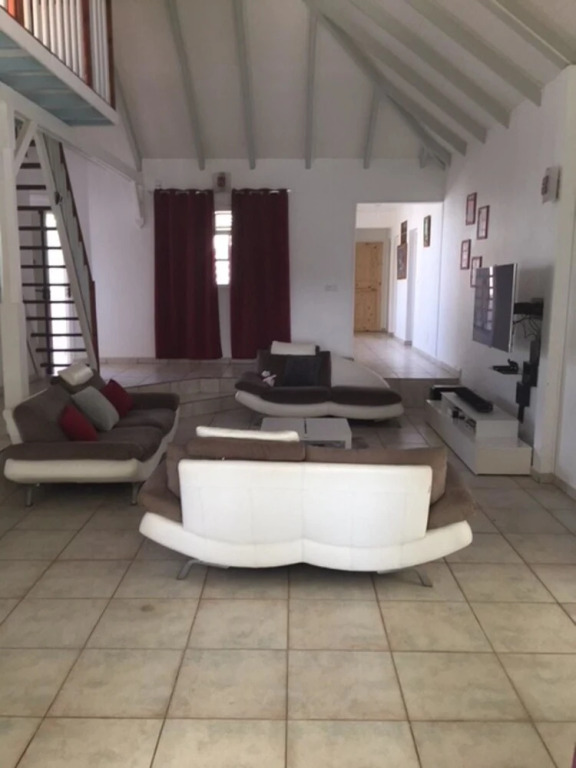 Villa With 4 Bedrooms in Baie Mahault, With Wonderful Mountain View, P