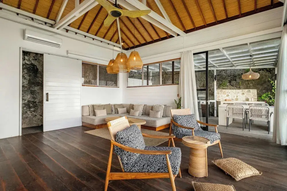 Santai by The Korowai Uluwatu