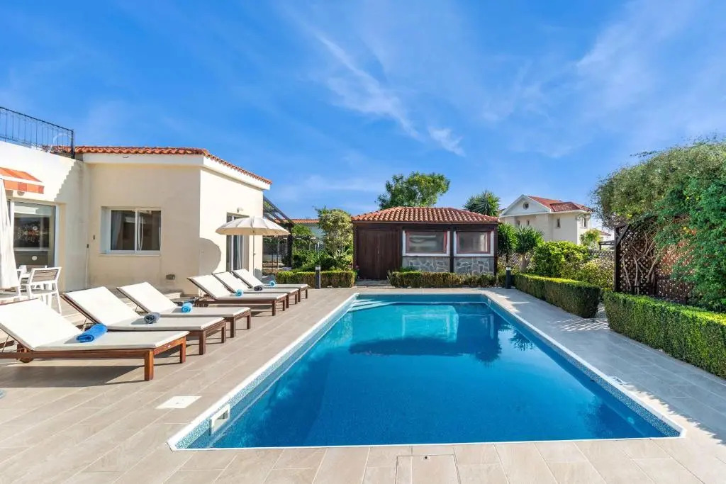 Bungalow Summerside by Ezoria Villas