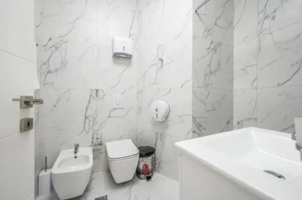 Miku Apartment-Incredible City View 2Bd Apartment at Myslym Shyri
