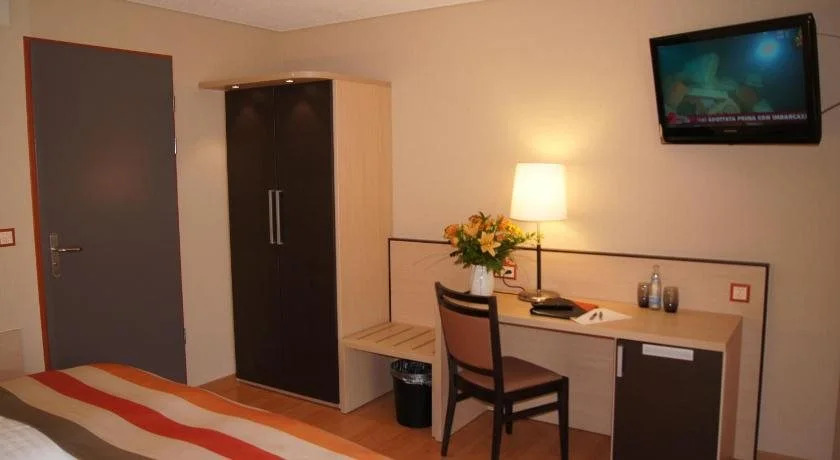 Hotel Lacotel