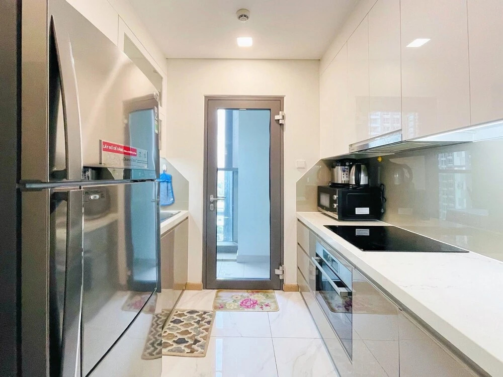 DongDong Skyview APT in Landmark81 Tower