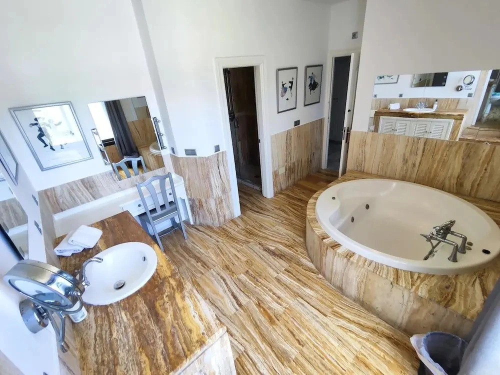 Large Group Puerto Banus 10 Rooms Pool