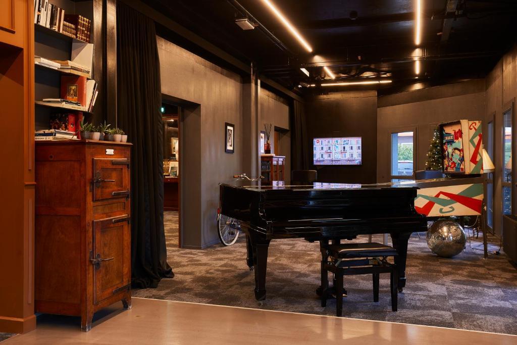 The Aries Hotel
