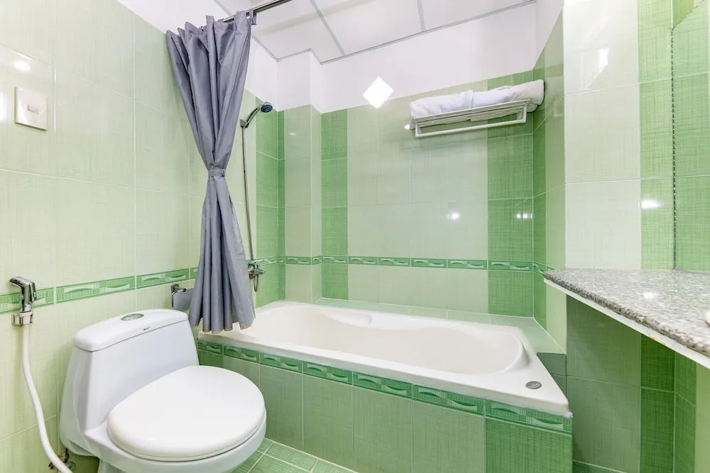 Oyo 311 Shome Hotel