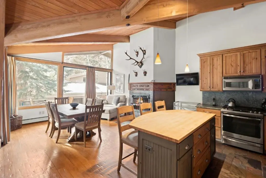 Deluxe 2 Bedroom - Aspen Alps #116