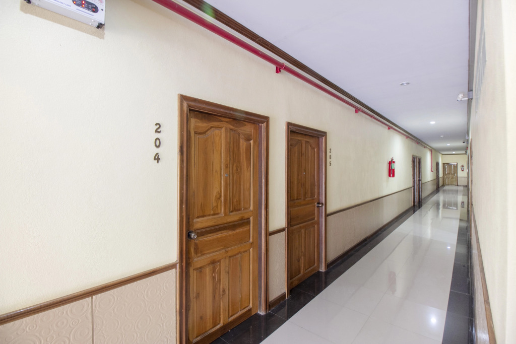 Train Hotel by Oyo Rooms