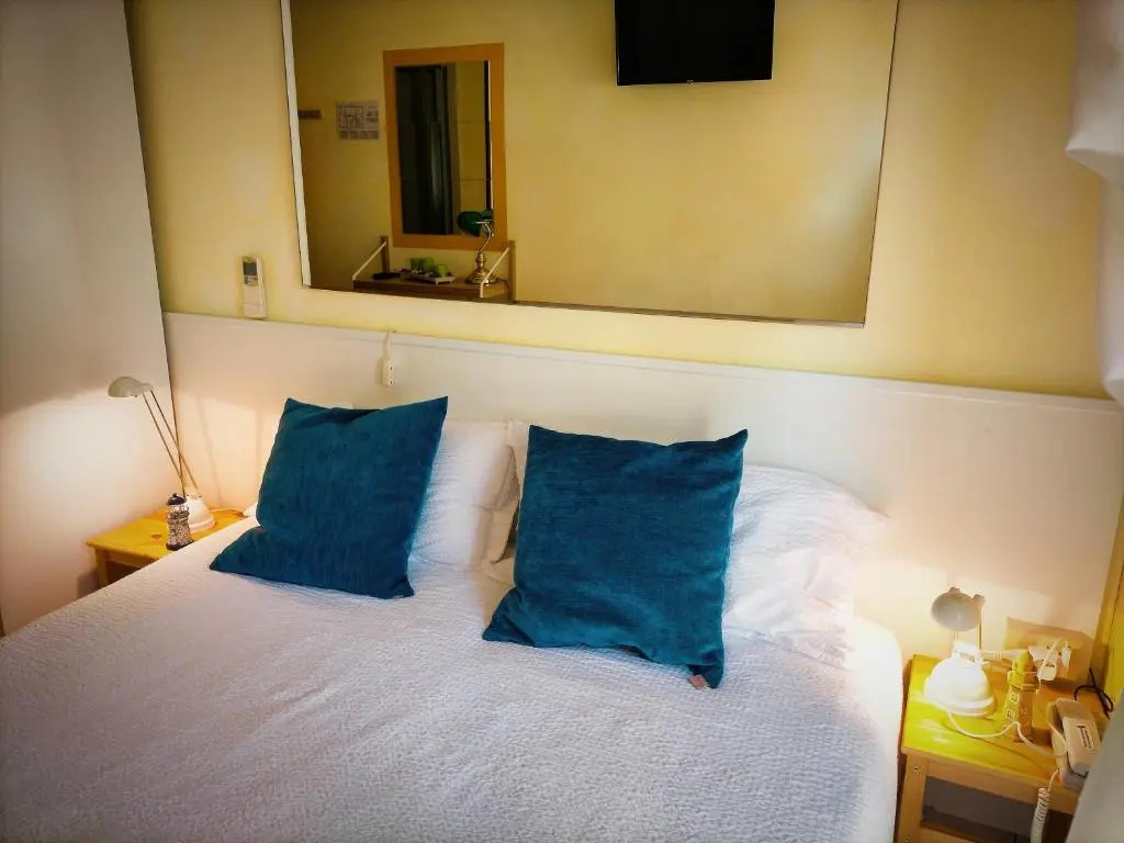 Le Petit Hotel