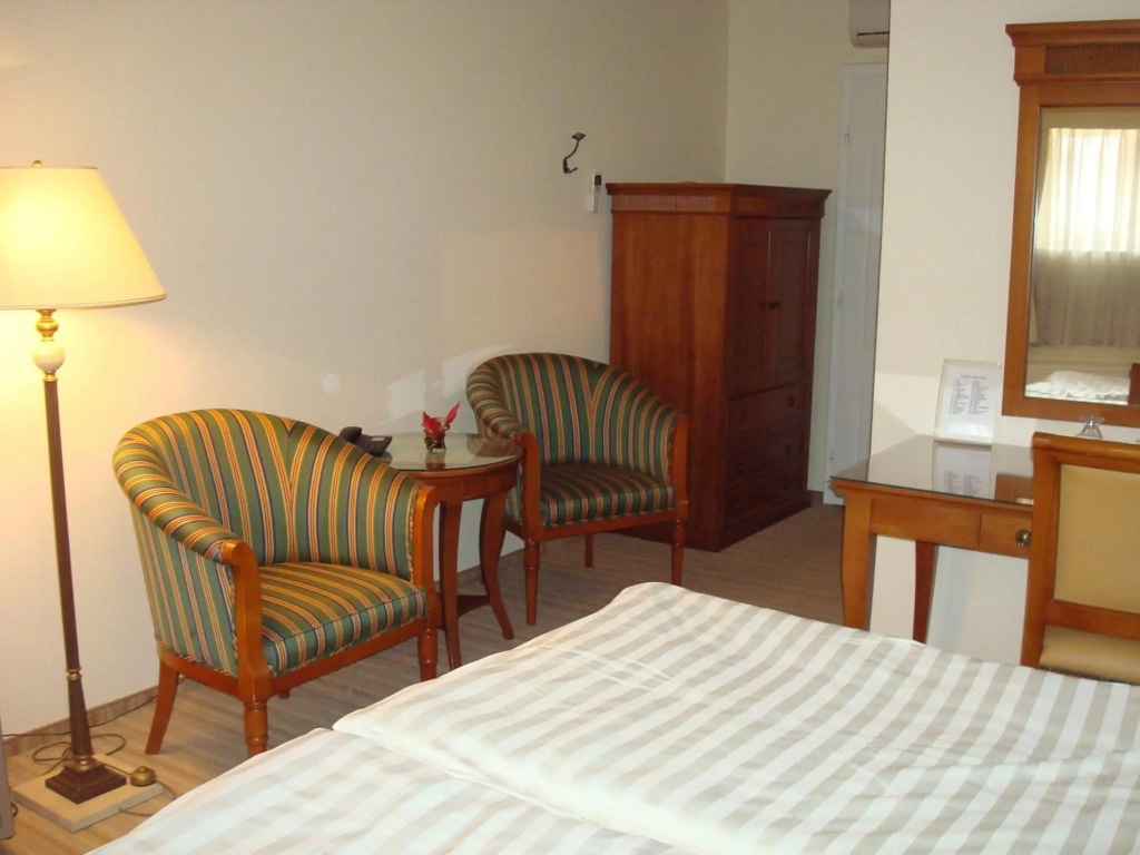 Hotel Romantik Eger