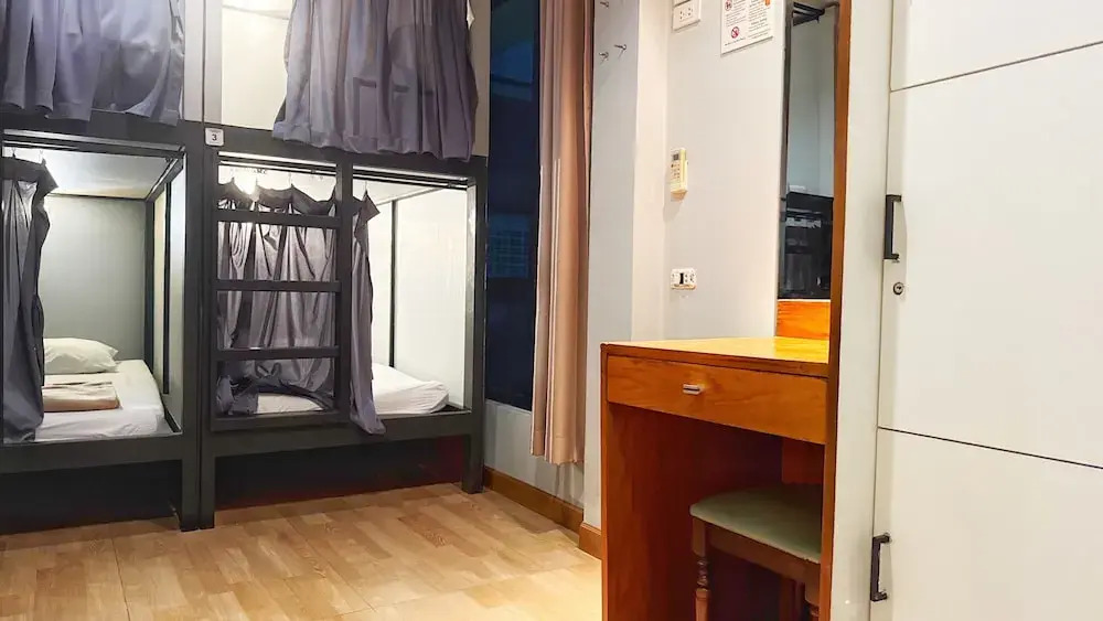 The LODGE BKK Hostel