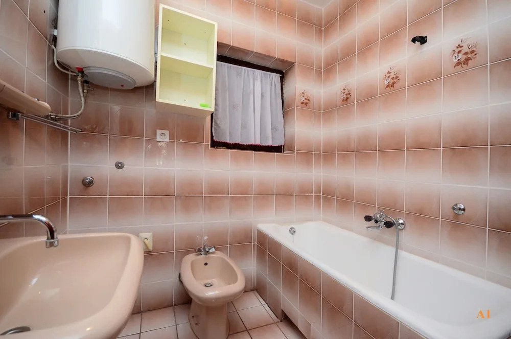 Apartments and Rooms Jaka