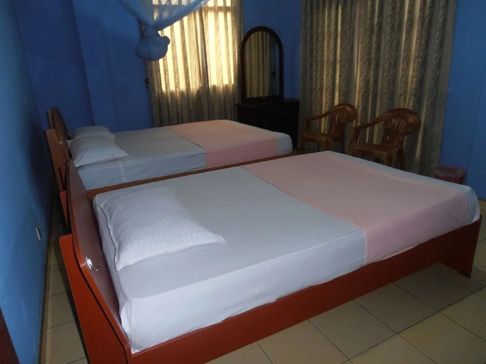 Ritzy Residence
