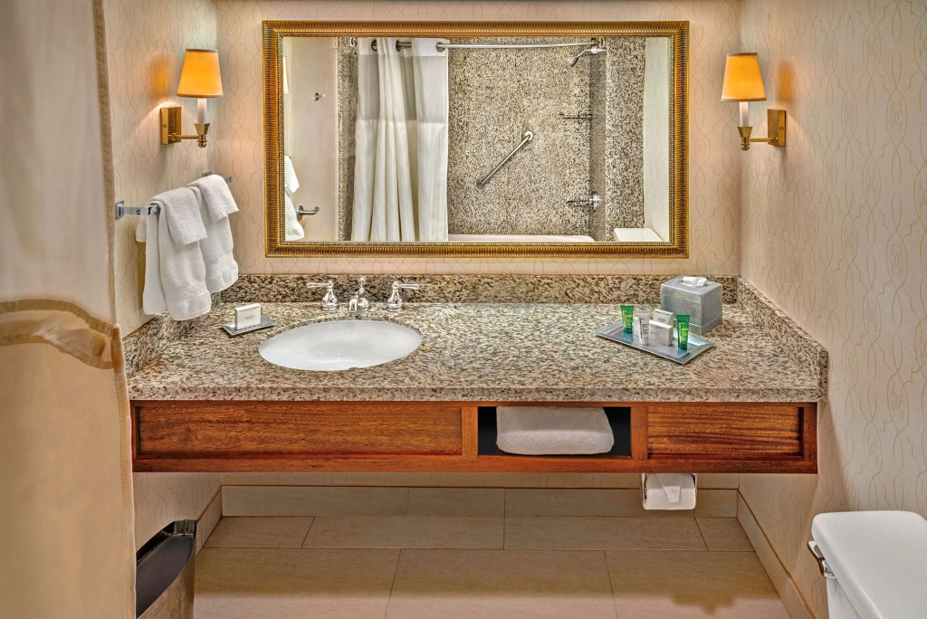 DoubleTree by Hilton Philadelphia Airport