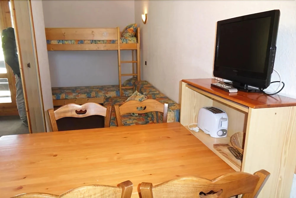 Belle Plagne Divisible Studio on the Slopes for 4 People of 28 mÂ² Ag122