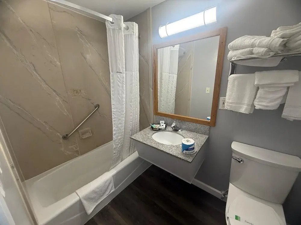 Naval Suites by FairBridge