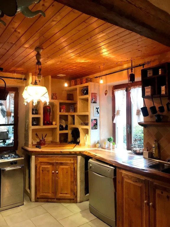 House With 4 Bedrooms in La Forclaz, With Furnished Terrace and Wifi