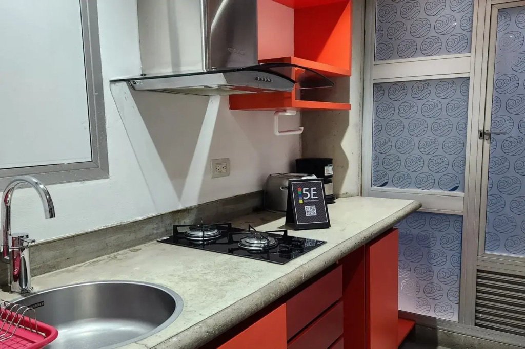 Estelar Apartamentos Aeropuerto
