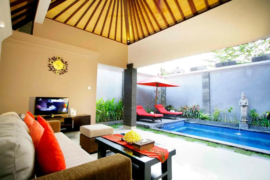 Green three bed room villa private pool