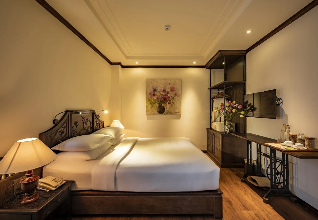 Amanaki Saigon Boutique Hotel
