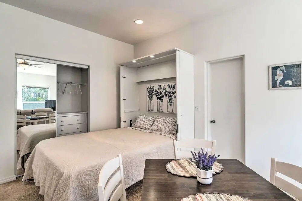 Sunny + Alluring Englewood Retreat w/ Dock!
