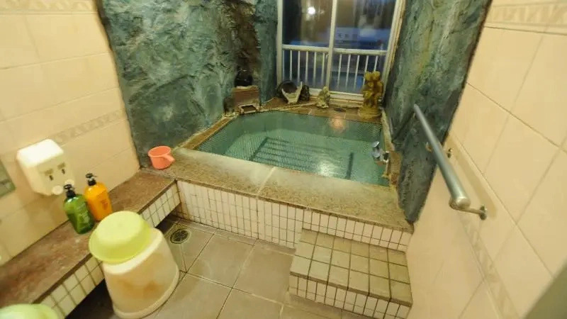 Showa Retro Spa Hotel Takasago Onsen